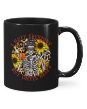I HATE EVERYONE BUT COFFEE HELP Mugs tile