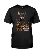 Miniature Pinscher Awesome Family 0701 Classic T-Shirt front
