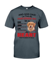 Golden Retriever Mom Classic T-Shirt thumbnail
