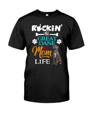 Great dane mom 1209 Classic T-Shirt front