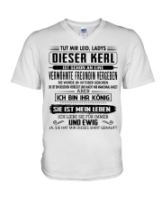 LIMITIERTE AUFLAGE: Geschenke fur Freund - Oktober V-Neck T-Shirt thumbnail