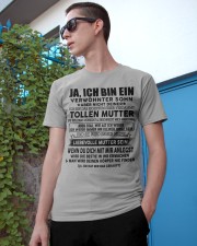 Perfektes Geschenk für Sohn TON00 Classic T-Shirt apparel-classic-tshirt-lifestyle-17