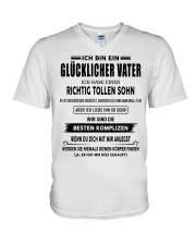 Ich bin ein Glucklicher Vater- Tollen Sohn- AH00 V-Neck T-Shirt thumbnail