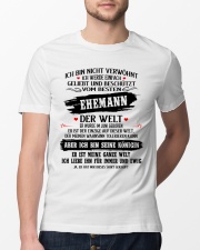 Glucklicher Mann - T06 Juni Classic T-Shirt lifestyle-mens-crewneck-front-13