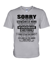 Wenderbare Ehefrau 09 V-Neck T-Shirt thumbnail