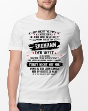 Glucklicher Mann - Tatowierung Classic T-Shirt lifestyle-mens-crewneck-front-13