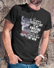 Cat Happy FatherS Day Classic T-Shirt lifestyle-mens-crewneck-front-4