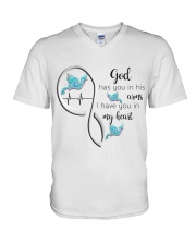 HUMMINGBIRD GOD HAS YOU IN HIS ARMS - BEST SELLER V-Neck T-Shirt tile