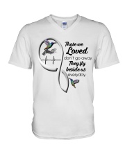 Green Hummingbird Heartbeat Infinity Art - LTE V-Neck T-Shirt tile