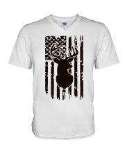 Love Deer V-Neck T-Shirt tile