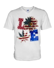 Love America Flag V-Neck T-Shirt tile