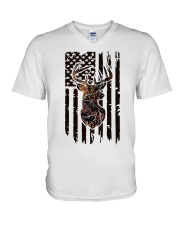 Love Deer V-Neck T-Shirt tile