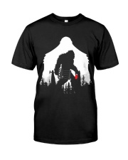 Bigfoot Disc golf in the forest Classic T-Shirt thumbnail
