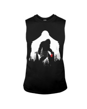 Bigfoot Disc golf in the forest Sleeveless Tee thumbnail