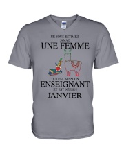 Ne sous-estimez jamais un enseignant - Janvier V-Neck T-Shirt thumbnail