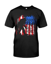 Dude I'm Right Here USA Flag Classic T-Shirt thumbnail