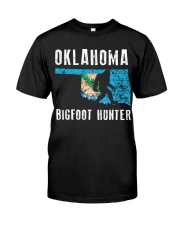 Oklahoma Bigfoot Hunter Flag Classic T-Shirt thumbnail