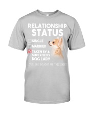 Chihuahua-Relationship Status Classic T-Shirt tile