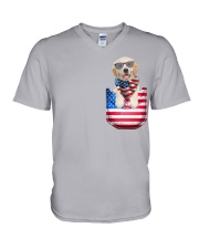 Labrador-Flag Pocket V-Neck T-Shirt tile