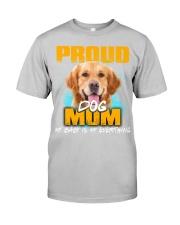 Golden Retriever-Proud Dog Mom Classic T-Shirt tile