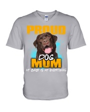 Labrador-Chocolate-Proud Dog Mom V-Neck T-Shirt tile