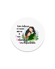 Love between my mother and me Circle Magnet tile