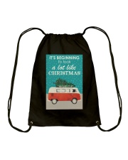 IT'S BEGINNING TO LOOK A LOT LIKE CHRISTMAS Drawstring Bag tile