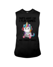 THAT'S WHAT I DO I PLAY GAMES AND I FORGET THINGS Sleeveless Tee tile