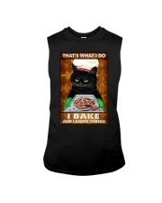 THAT'S WHAT I DO I BAKE AND I KNOW THINGS Sleeveless Tee tile