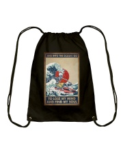 INTO THE OCEAN I GO TO LOSE MY MIND Drawstring Bag tile