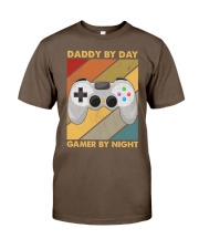 DADDY BY DAY GAMER BY NIGHT Classic T-Shirt tile
