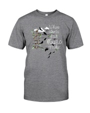 WHERE WORDS FAIL MUSIC SPEAKS Classic T-Shirt front