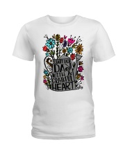 START EACH DAY WITH A GRATEFUL HEART Ladies T-Shirt thumbnail