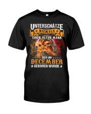 Ger 12 Alten Mann Premium Fit Mens Tee tile