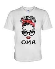 GIRL OMA V-Neck T-Shirt tile