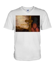 Black Queen Trust God V-Neck T-Shirt tile
