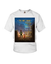 Born king mom to son lion Youth T-Shirt tile