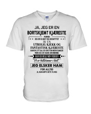 Perfekt gave til kjæresten din V-Neck T-Shirt tile