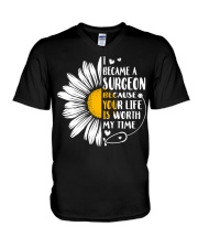 SURGEON DAISY V-Neck T-Shirt thumbnail