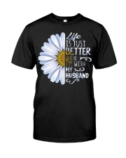 Daisy life is just better when Im Classic T-Shirt front