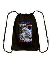 The sheep pretend the wolf Drawstring Bag tile