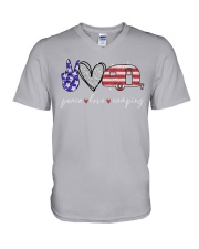 America love Independence day V-Neck T-Shirt tile