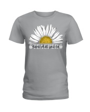 Tee97 Ghi Bo Den Trang Ladies T-Shirt tile