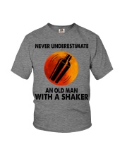 Never underestimate an old man Youth T-Shirt tile