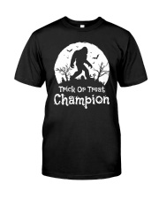 TRICK OR TREAT CHAMPION Classic T-Shirt front