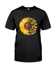 More Cats and sunflower Classic T-Shirt front