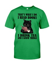 I READ BOOKS AND CAT Classic T-Shirt tile
