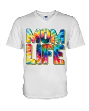 Tie-dye mom life V-Neck T-Shirt tile