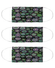 Doodle-Flowers-Pattern Cloth face mask thumbnail