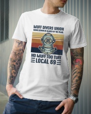 Muff divers union Classic T-Shirt lifestyle-mens-crewneck-front-6